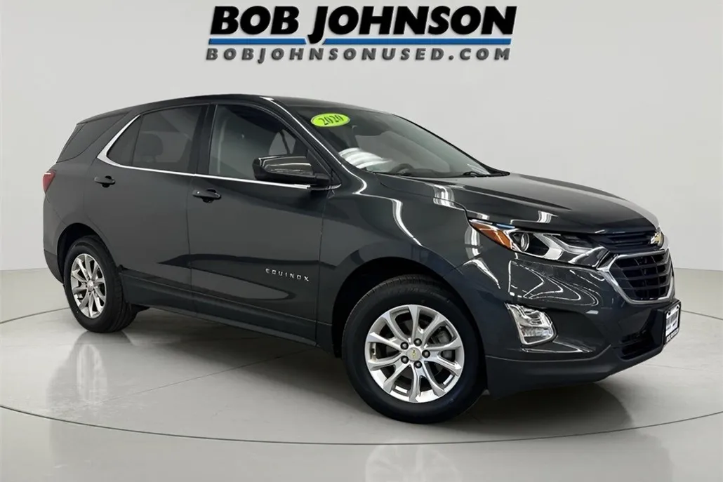 2020 Chevrolet Equinox LT photo 1
