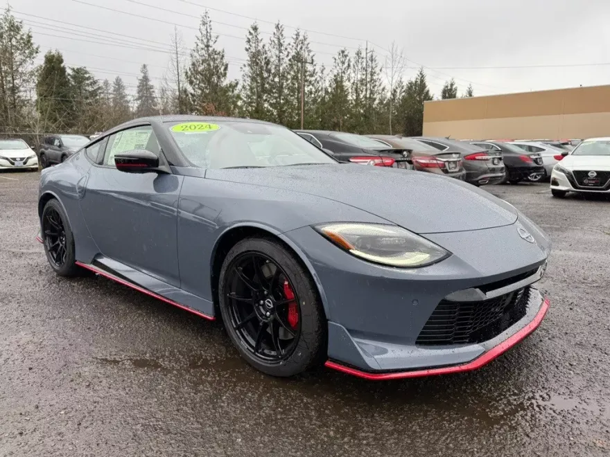 2024 Nissan Z Nismo photo 1