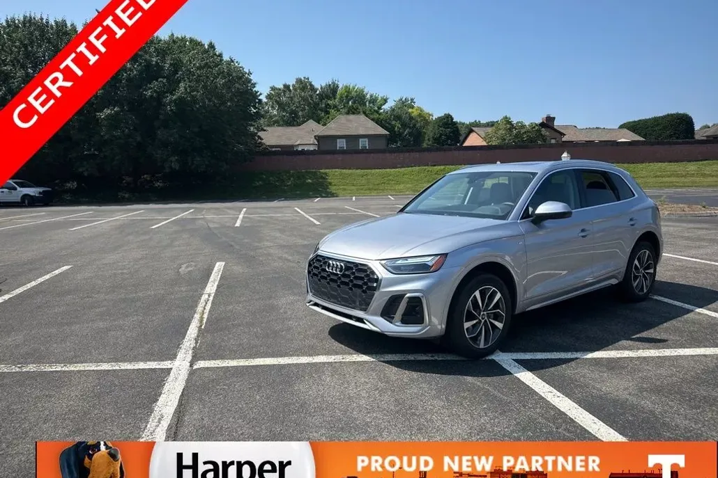 2024 Audi Q5 45 S line Premium photo 1