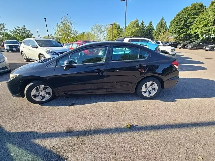 2013 Honda Civic LX photo 1