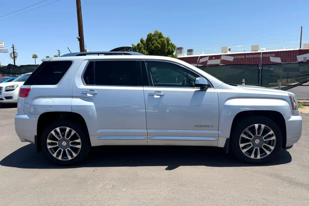 2017 Gmc Terrain Denali photo 1