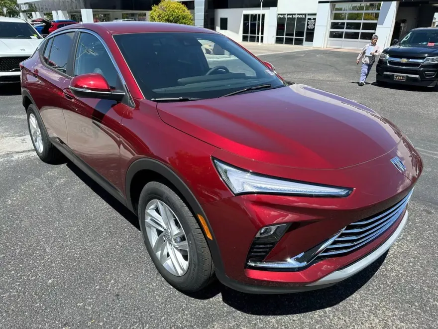 2025 Buick Envista Preferred photo 1