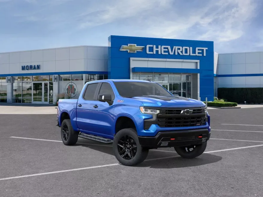 2026 Chevrolet Silverado Trail Boss LT photo 1
