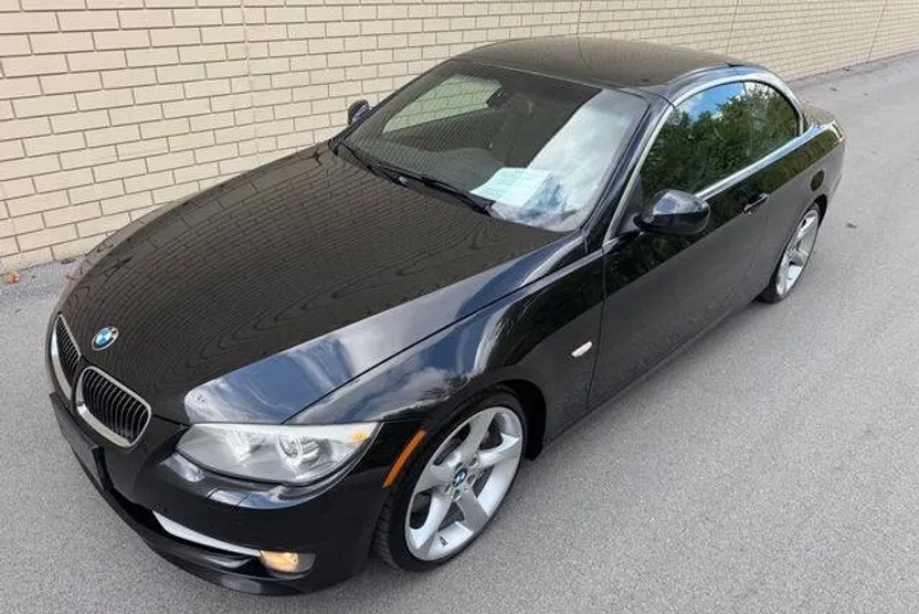 2012 Bmw 335i 3-Series photo 1