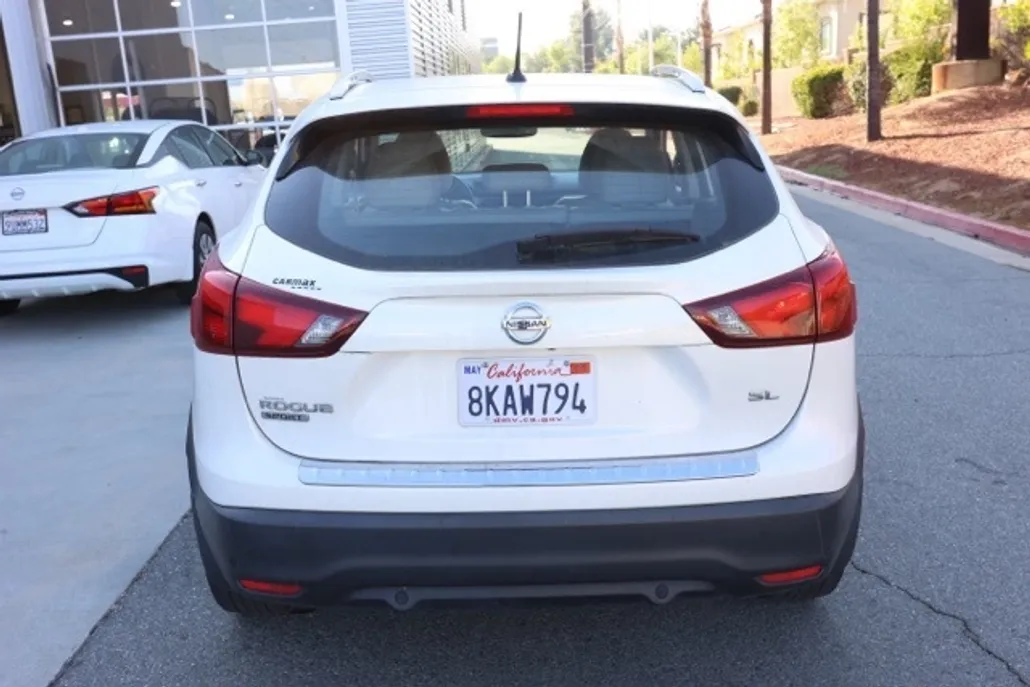 2019 Nissan Rogue Sport SL photo 1