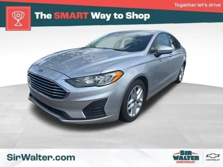 2019 Ford Fusion Hybrid SE photo 1