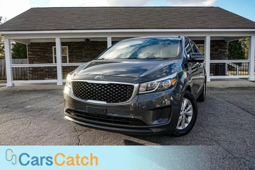 2016 Kia Sedona LX photo 1