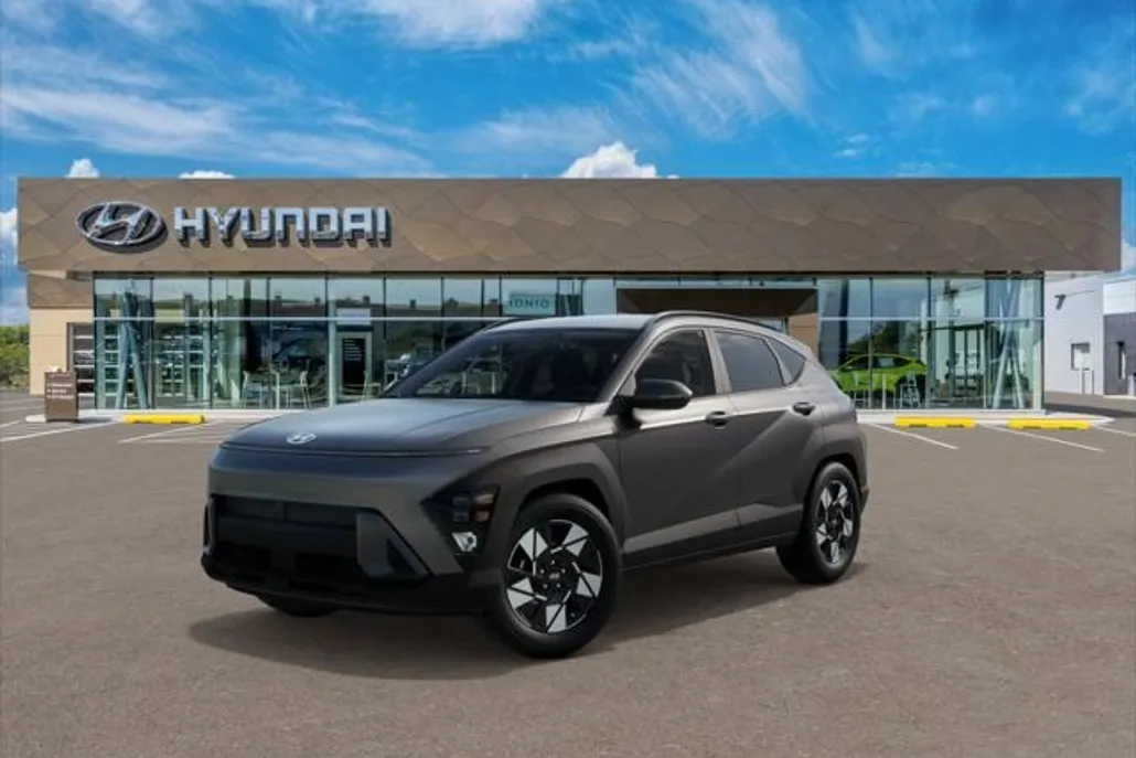 2025 Hyundai Kona SEL photo 1