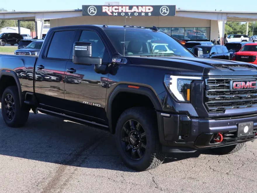 2025 Gmc Sierra 2500 HD AT4 photo 1