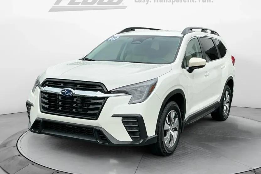 2025 Subaru Ascent Premium photo 1