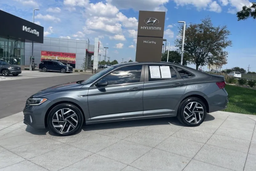 2024 Volkswagen Jetta 1.5T SEL photo 1
