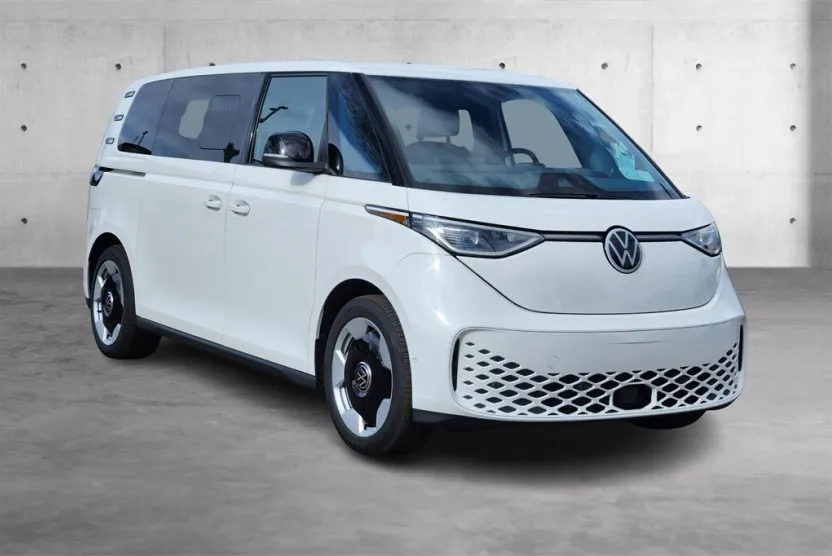 2025 Volkswagen ID. Buzz Pro S photo 1