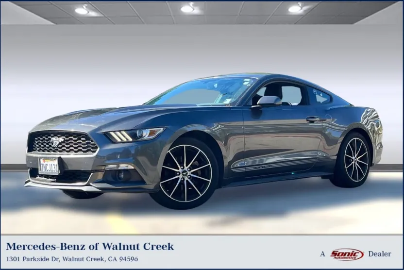 2015 Ford Mustang EcoBoost photo 1