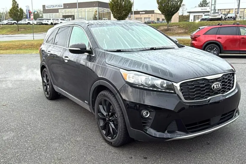 2020 Kia Sorento EX photo 1