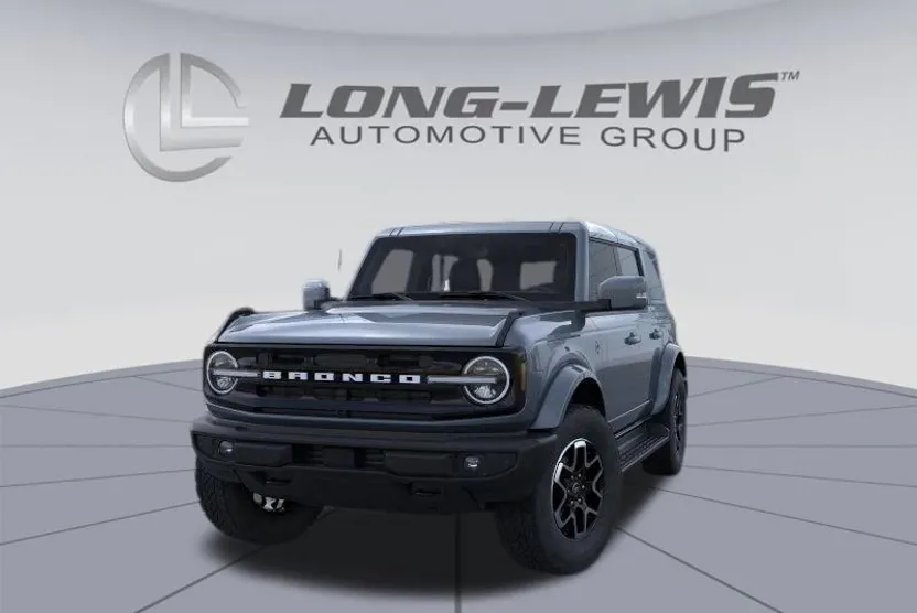 2025 Ford Bronco Outer Banks photo 1