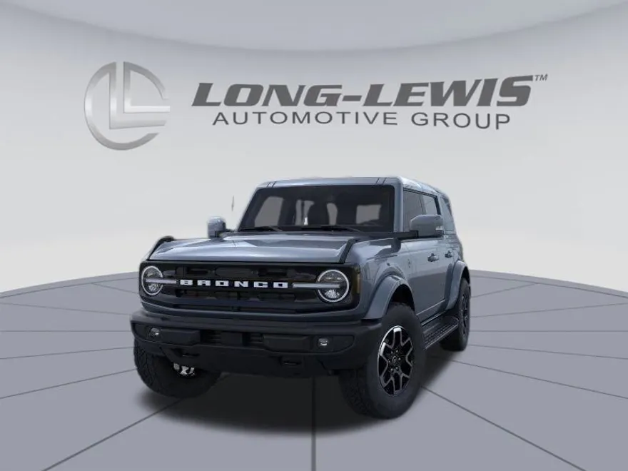 2025 Ford Bronco Outer Banks photo 1