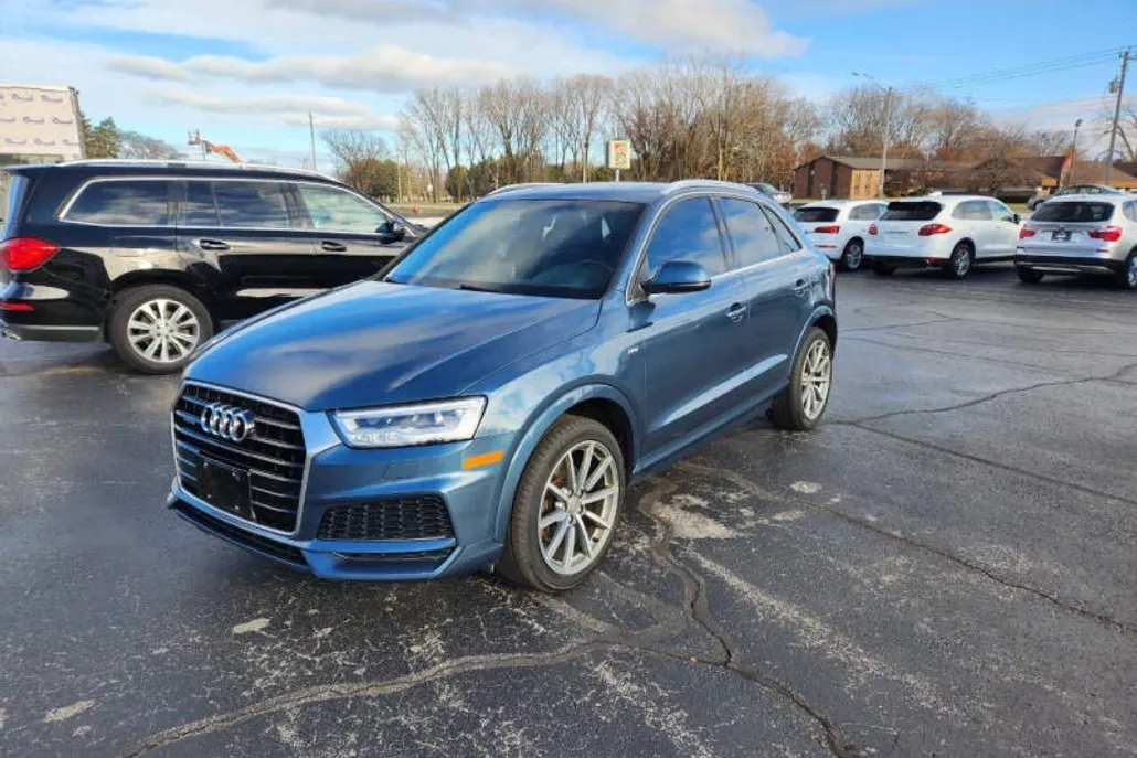 2018 Audi Q3 Premium Plus photo 1