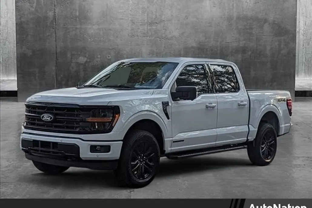 2025 Ford F-150 XLT photo 1
