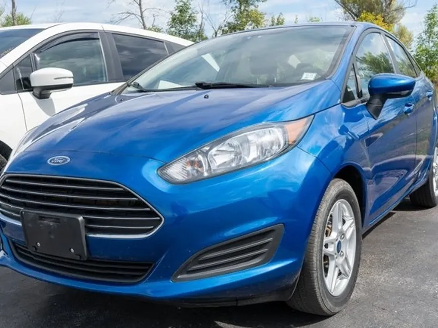 2018 Ford Fiesta SE photo 1