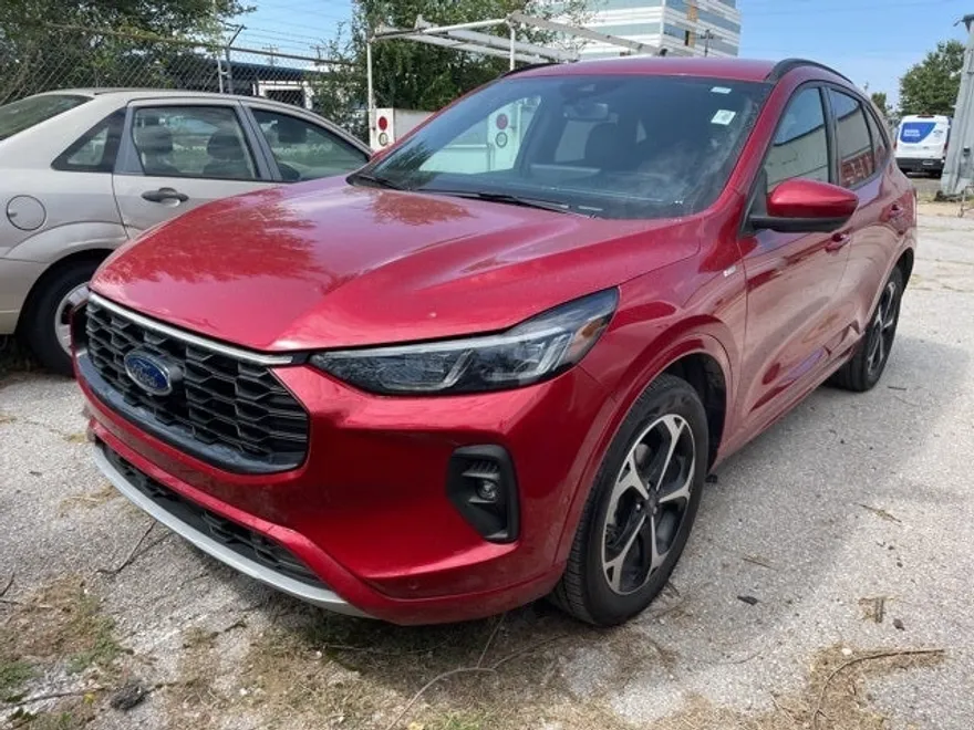 2024 Ford Escape Hybrid ST-Line Elite photo 1