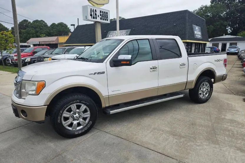 2011 Ford F-150 Lariat photo 1
