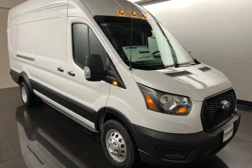 2024 Ford Transit photo 1