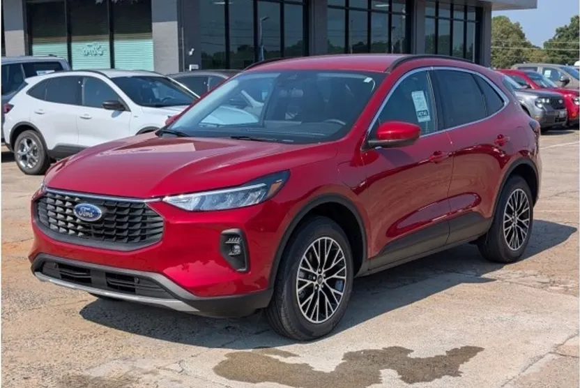 2025 Ford Escape Plug-In Hybrid photo 1