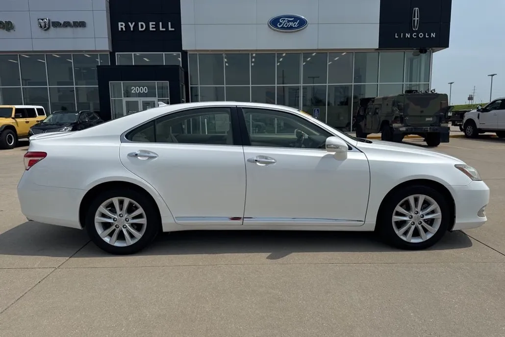 2012 Lexus ES 350 photo 1