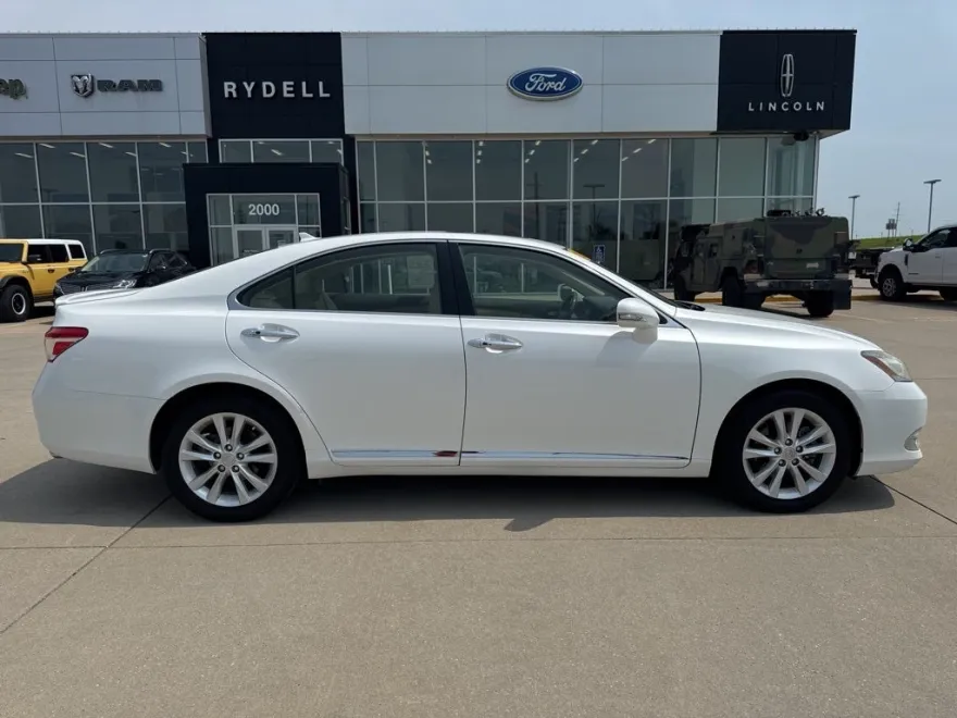 2012 Lexus ES 350 photo 1