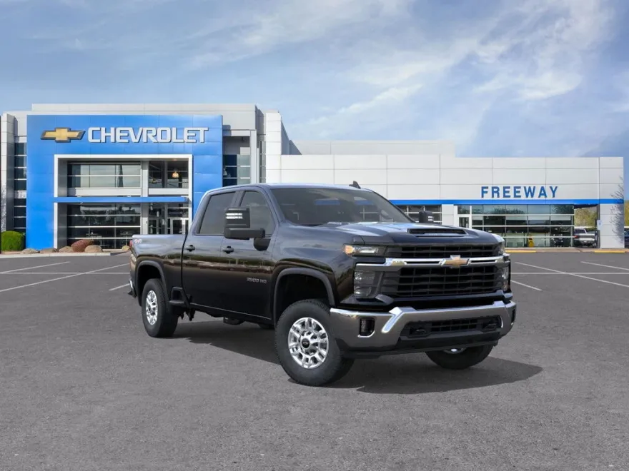 2026 Chevrolet Silverado 2500HD photo 1