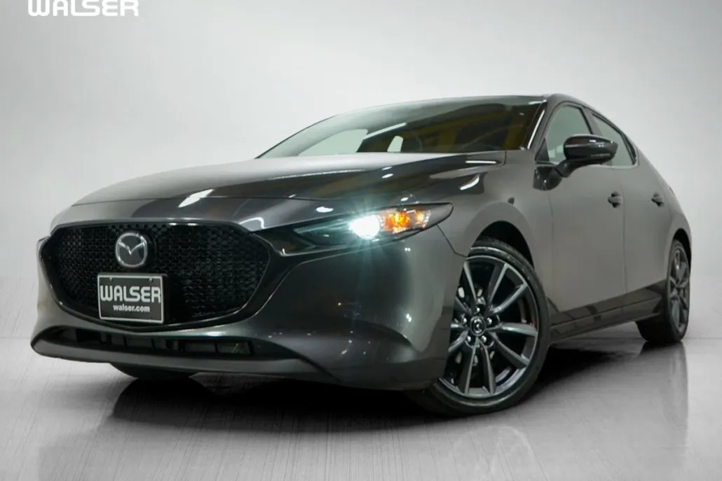 2023 Mazda Mazda3 2.5 Select photo 1