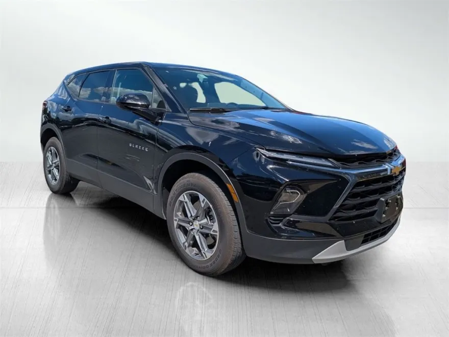 2025 Chevrolet Blazer 2LT photo 1