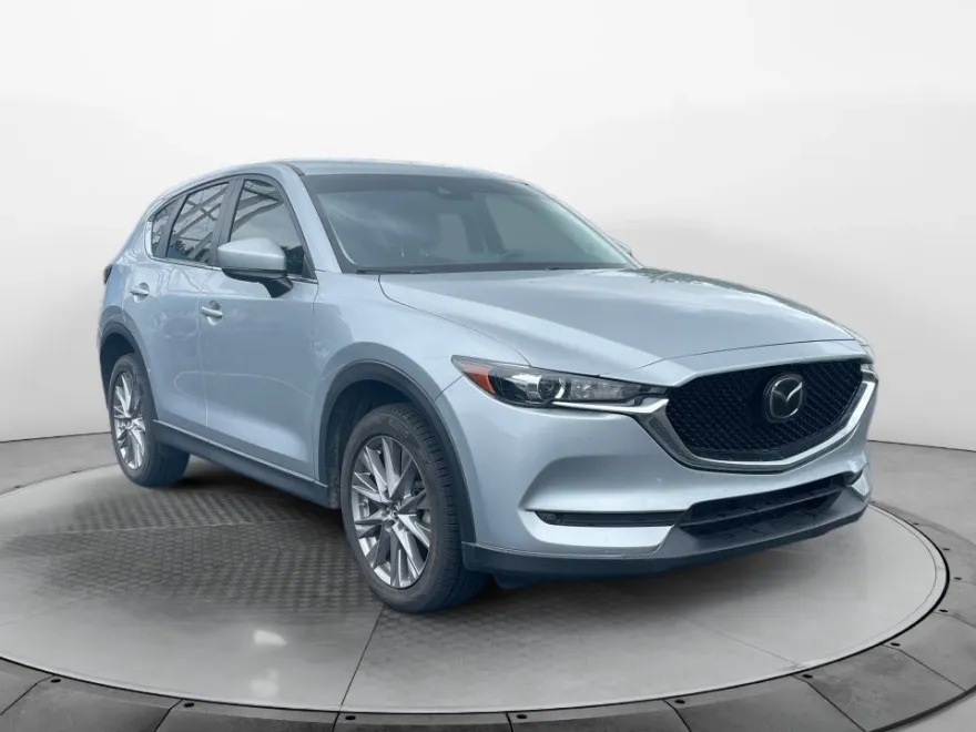 2020 Mazda CX-5 Touring photo 1