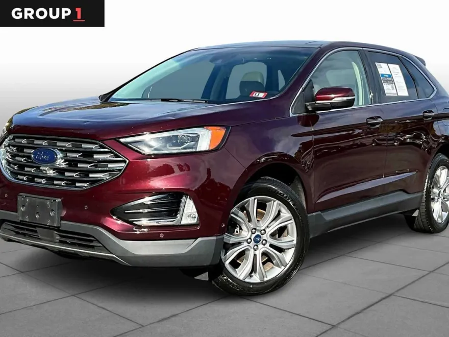 2019 Ford Edge Titanium photo 1