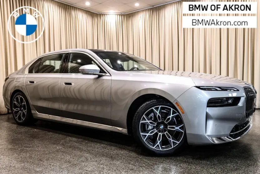 2024 Bmw i7 eDrive50 photo 1