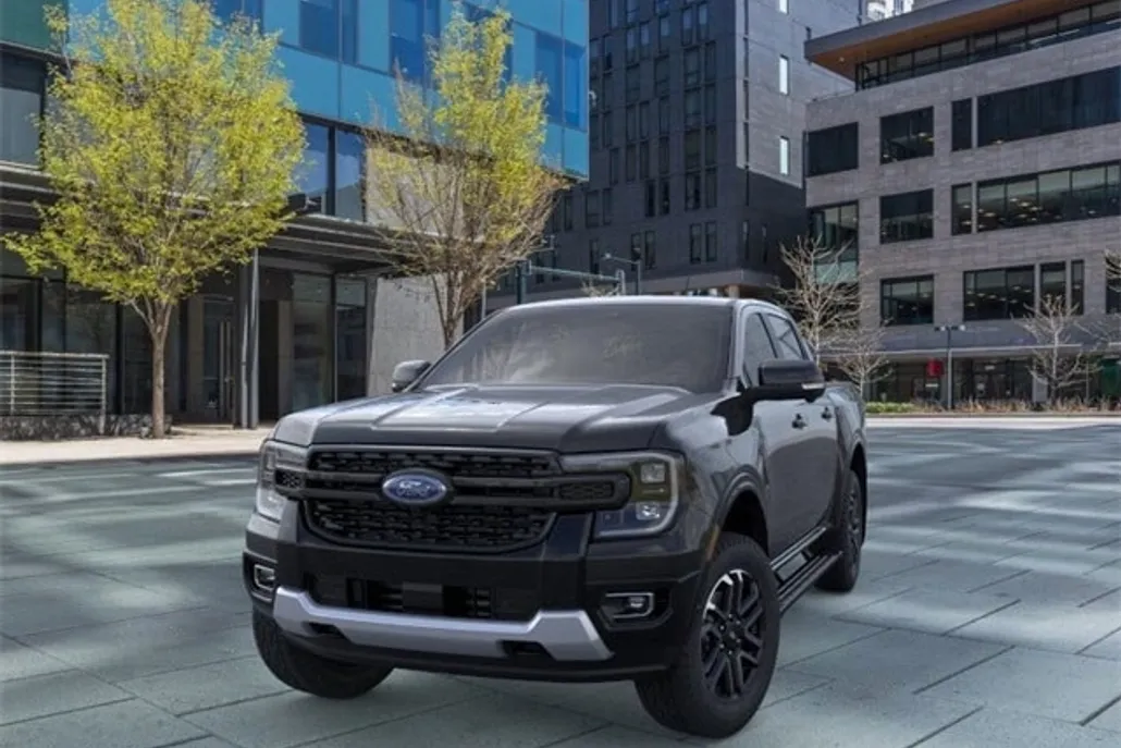 2025 Ford Ranger Lariat photo 1