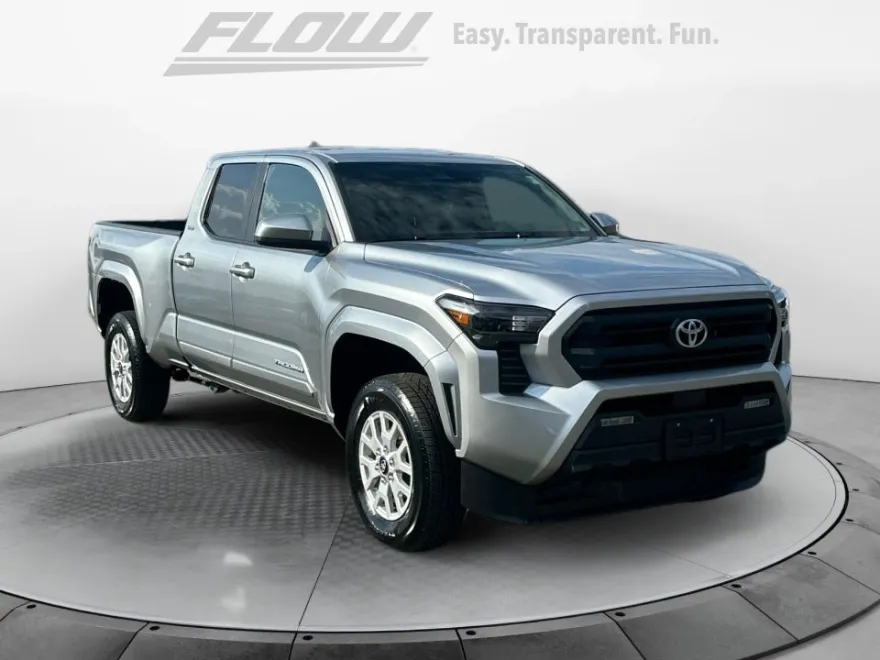 2025 Toyota Tacoma SR5 4x4 photo 1