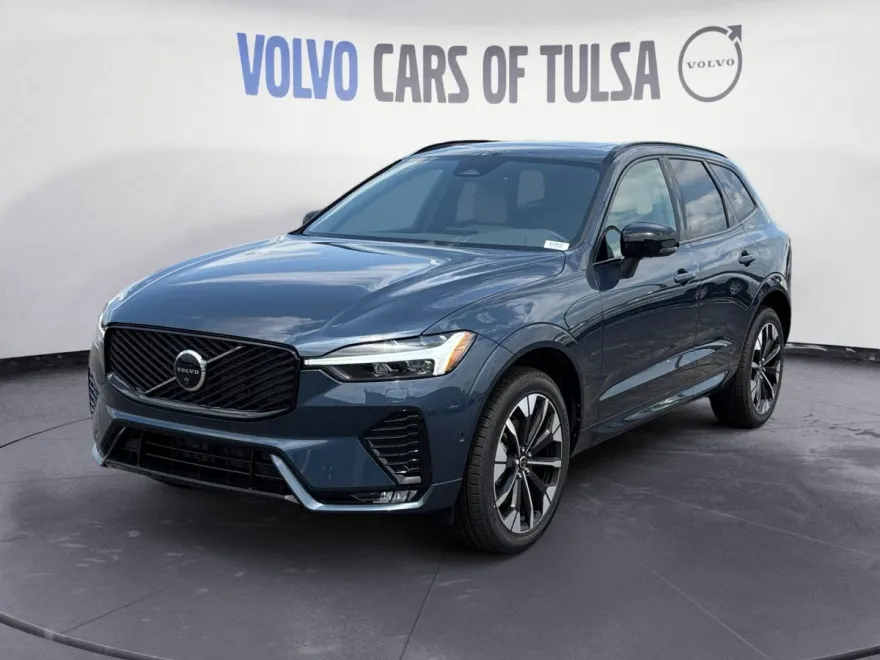 2026 Volvo XC60 B5 Plus photo 1