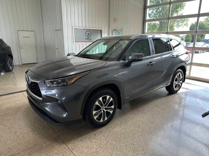 2023 Toyota Highlander Limited Platinum XLE XSE photo 1
