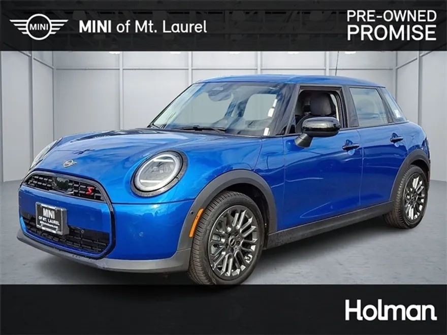 2025 Mini Cooper 4 Door Hardtop Signature photo 1