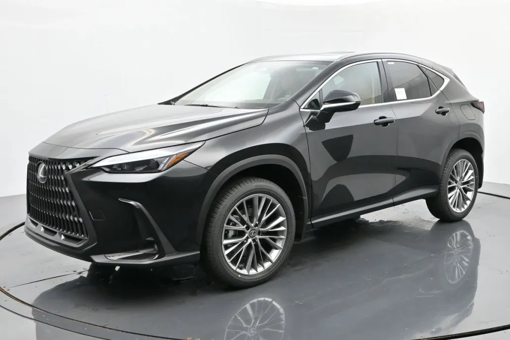 2026 Lexus NX 350 Premium photo 1
