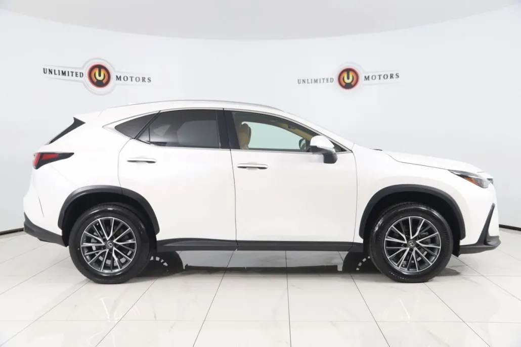 2022 Lexus NX 350 AWD photo 1