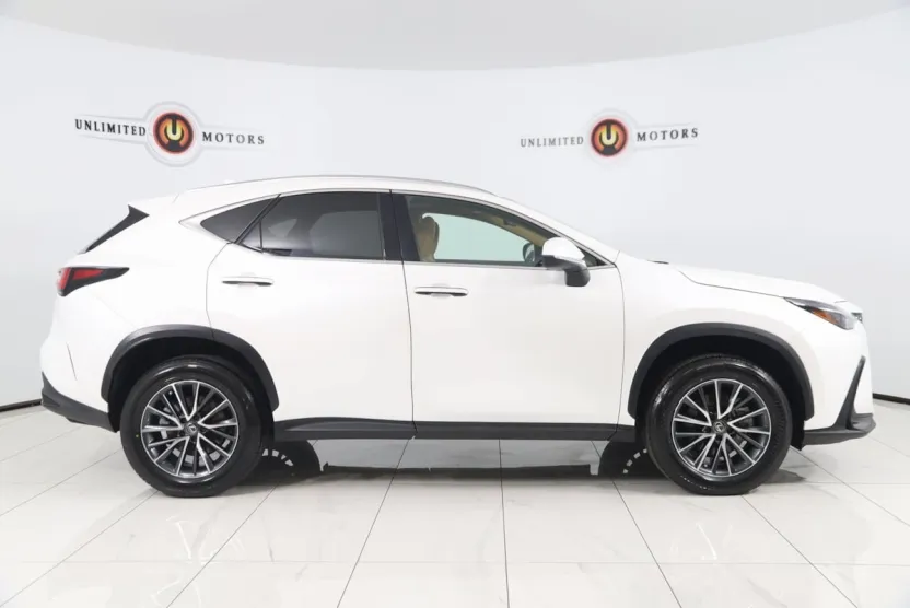 2022 Lexus NX 350 AWD photo 1
