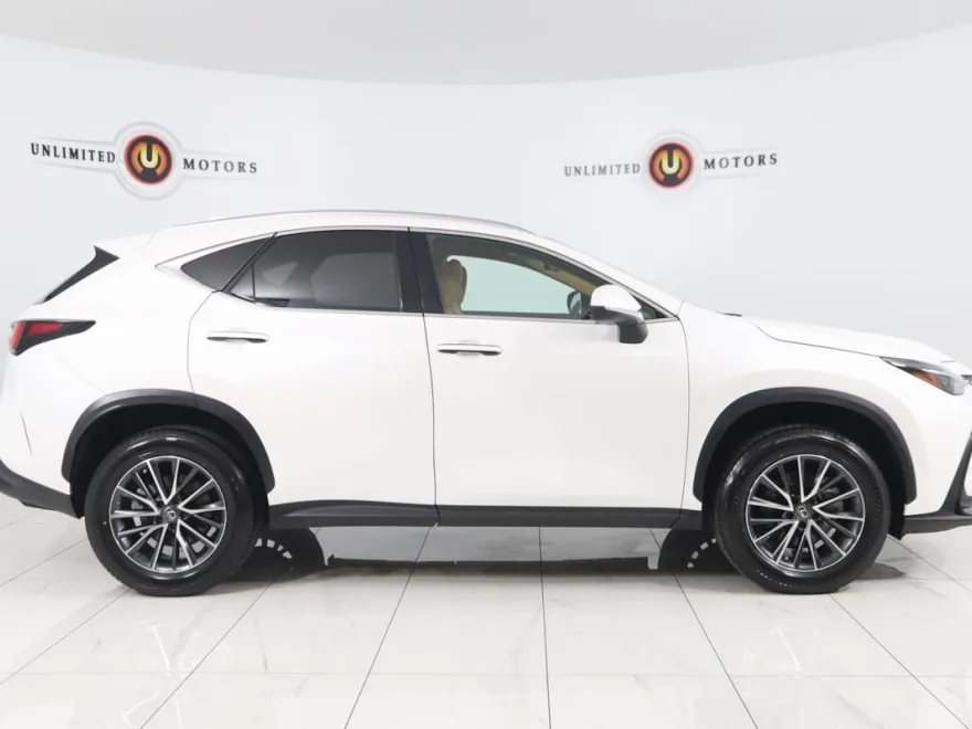 2022 Lexus NX 350 AWD photo 1