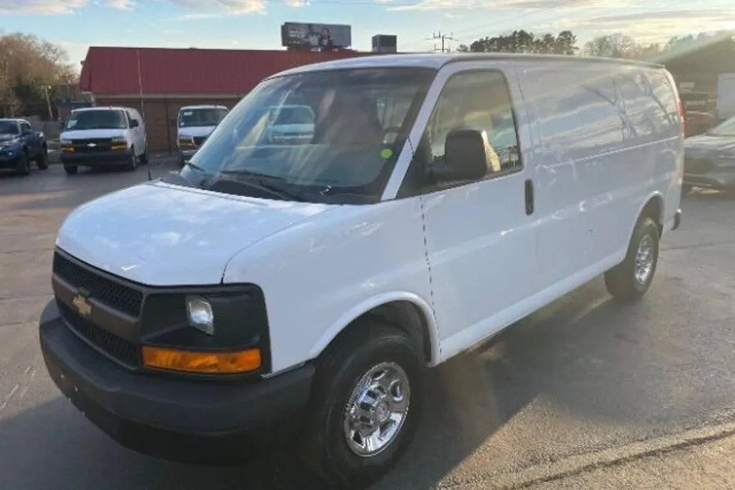 2014 Chevrolet Express 3500 Cargo photo 1
