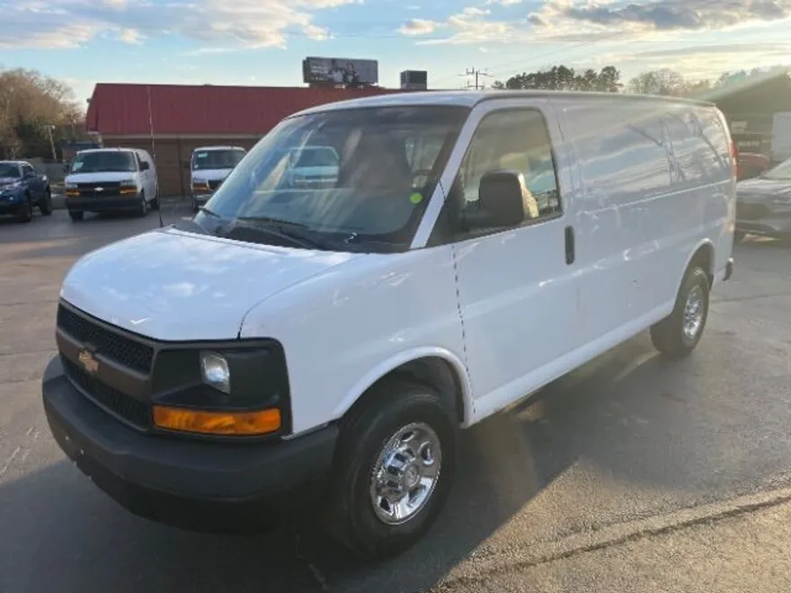 2014 Chevrolet Express 3500 Cargo photo 1