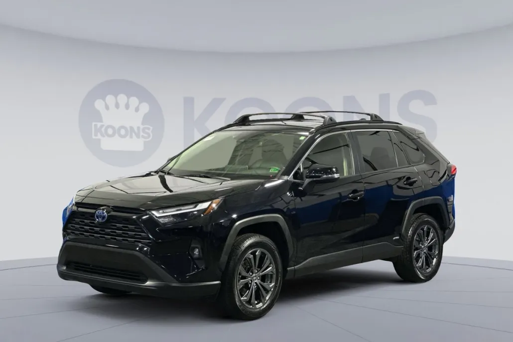 2023 Toyota RAV4 Hybrid XLE Premium photo 1