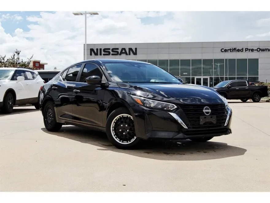 2025 Nissan Sentra S photo 1