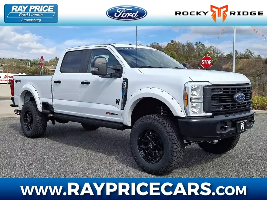 2025 Ford F-250 XL photo 1