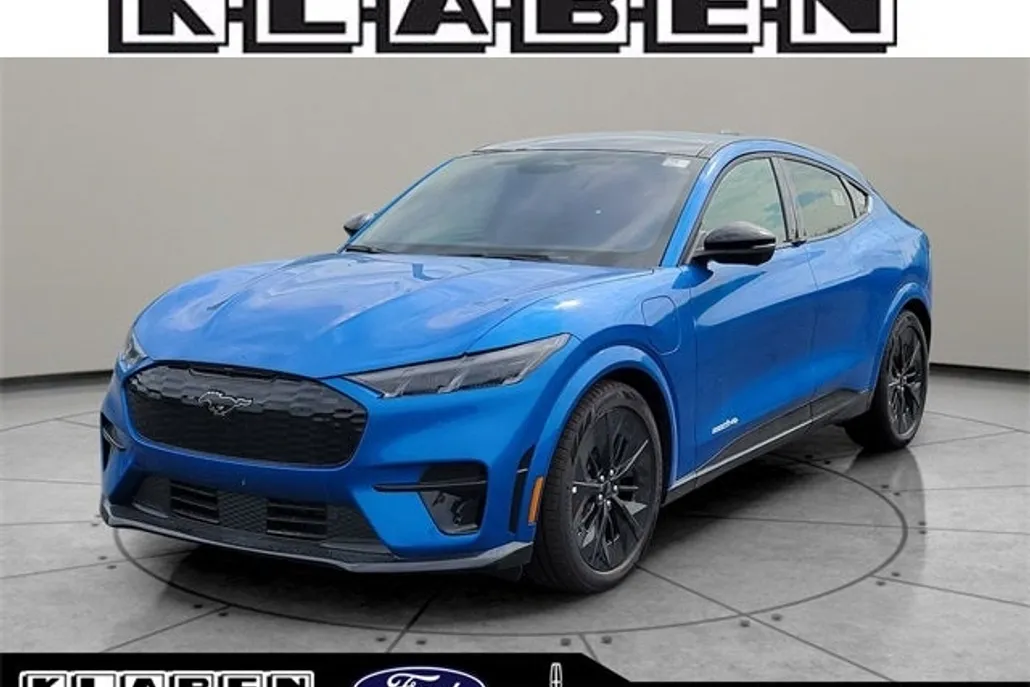2025 Ford Mustang Mach-E GT photo 1